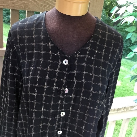 Lauren Lee Black Button Down Blouse med - Picture 4 of 16